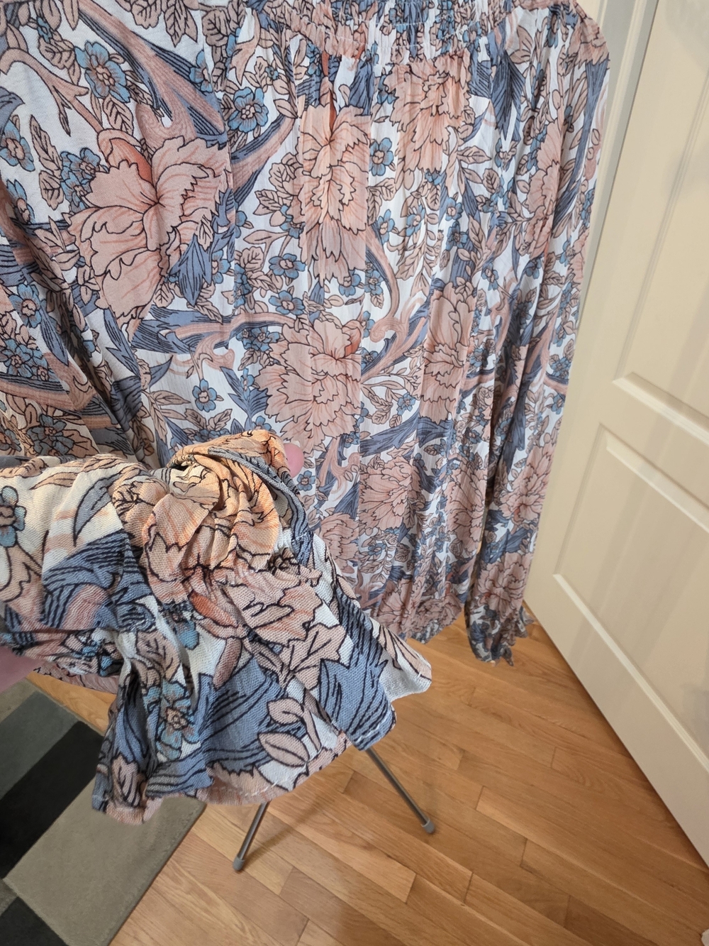 Meritt Floral V-Neck Peasant Blouse - Peach & Blue - Picture 12 of 16